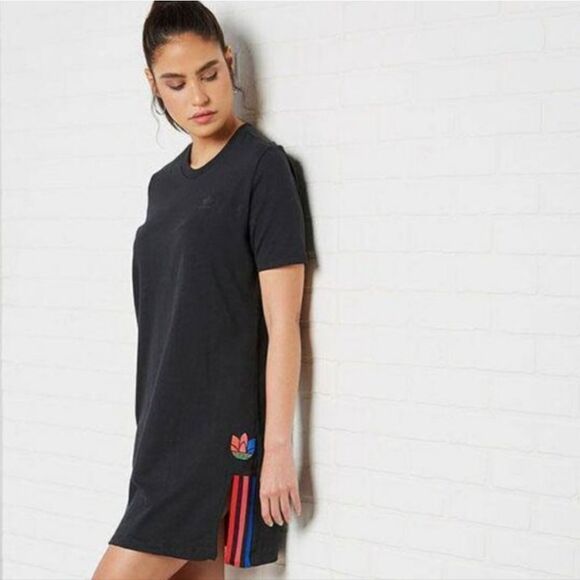 ADIDAS womens Adicolor Trefoil3D shirt dress - Picture 14 of 15
